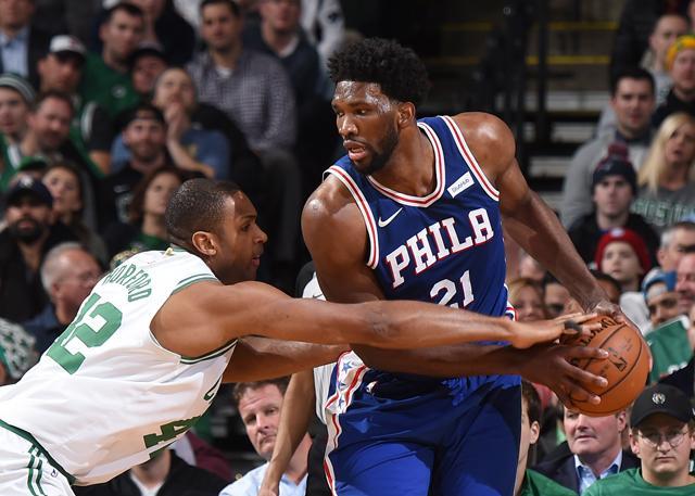 了自己在球 了自己在球