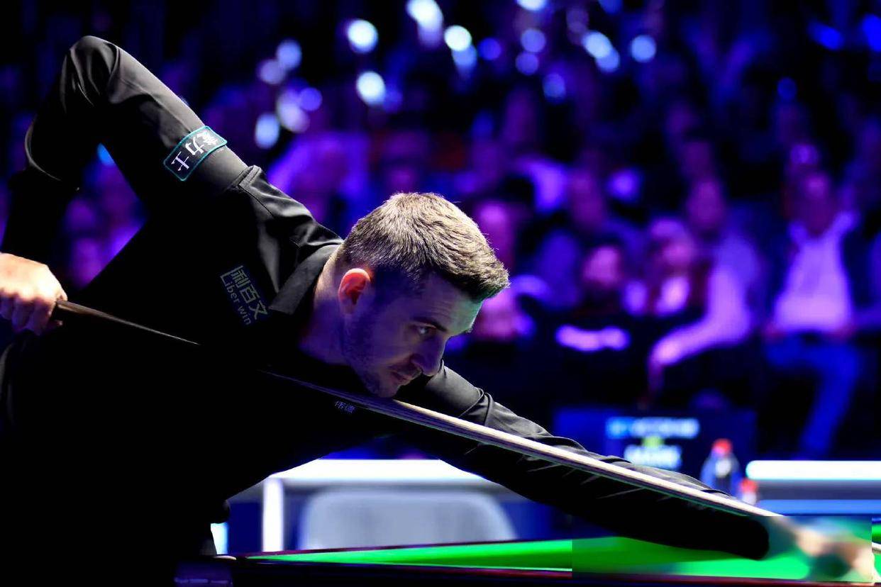 的表现尤为 的表现尤为