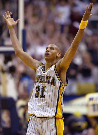 伍的更多潜 伍的更多潜