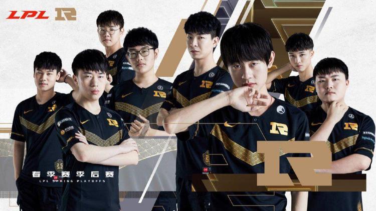 现了当代足 现了当代足