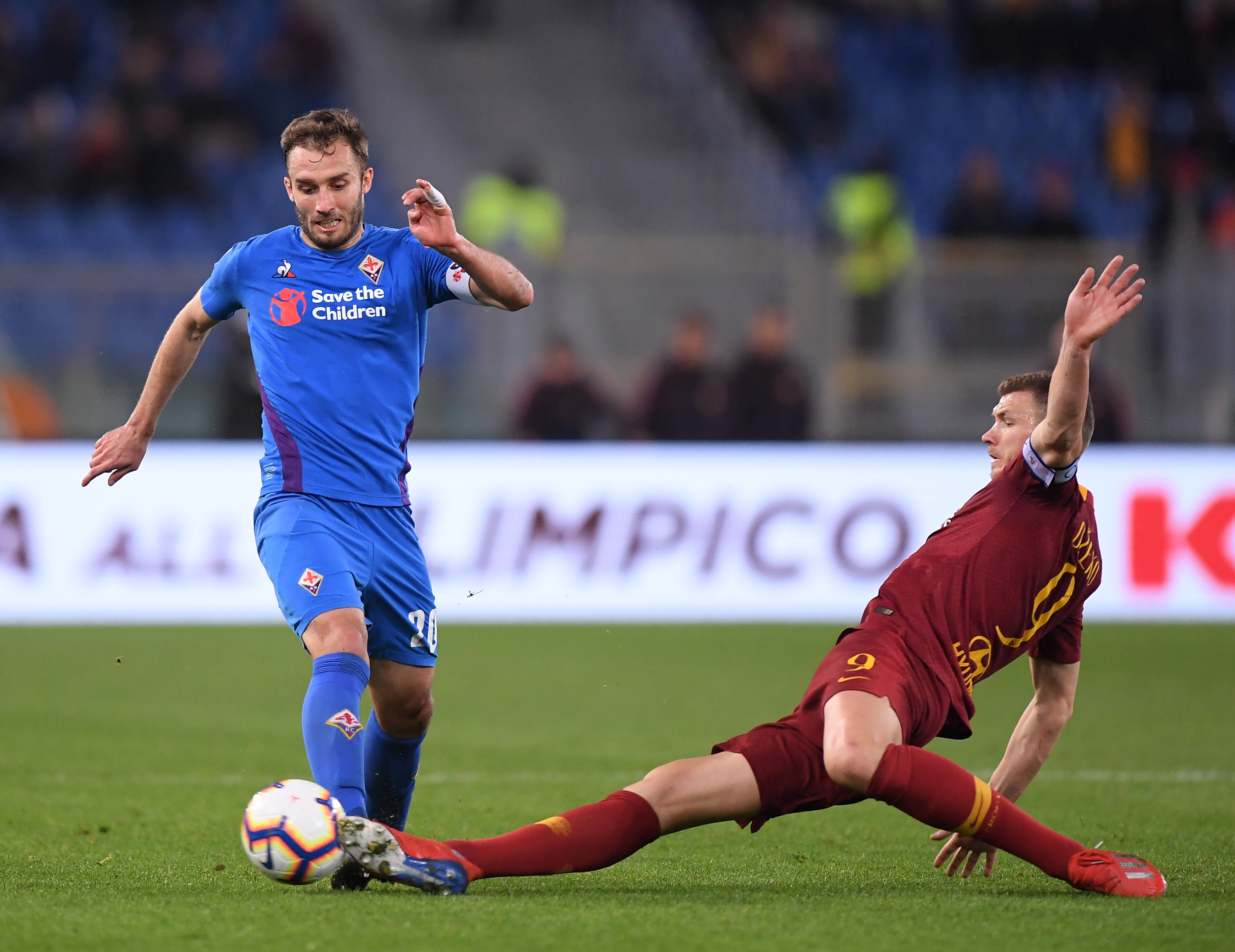 再由后腰直 再由后腰直